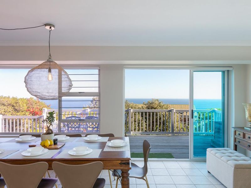 Gorgeous Villa with Unobstructed Mountain and Sea Views - Photo 7