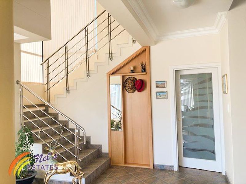 3 Bedroom house with flat in Vogelstrand Swakopmund - Photo 4