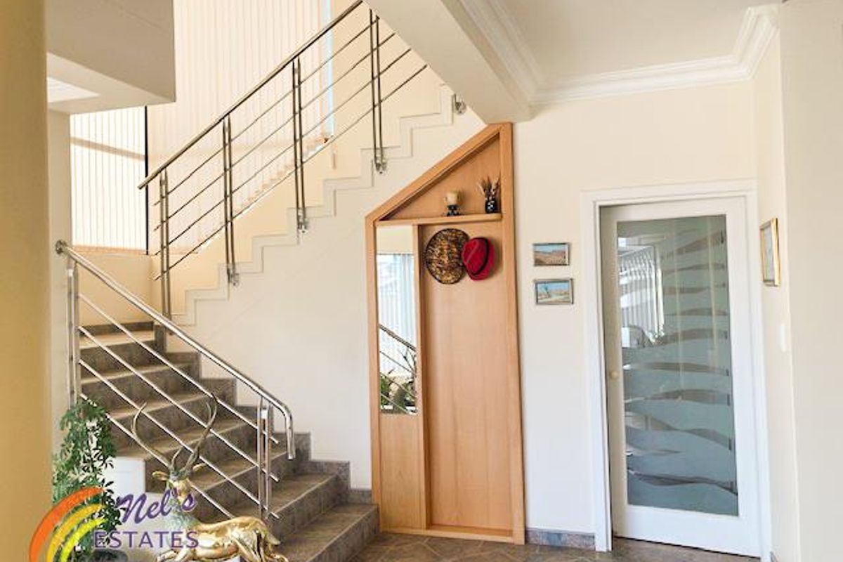 3 Bedroom house with flat in Vogelstrand Swakopmund - Photo 4