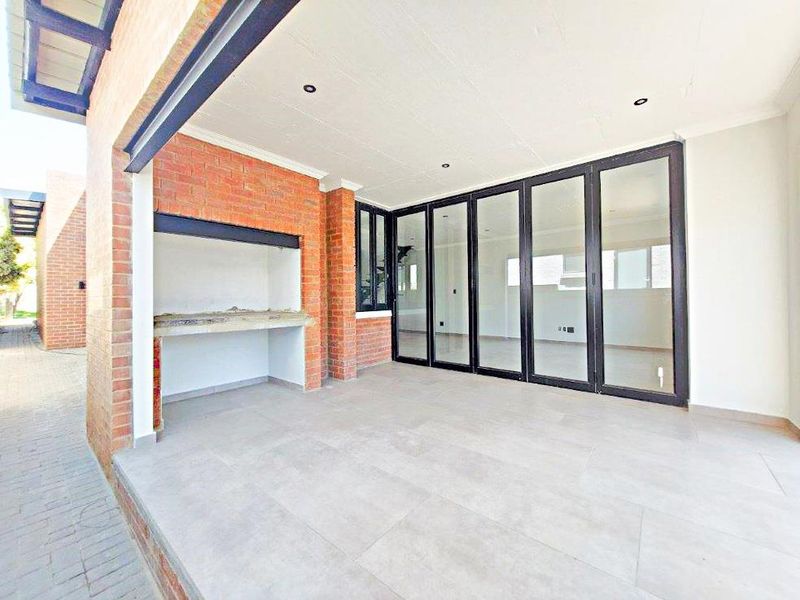 Brand New. Transfer Costs included - Photo 6