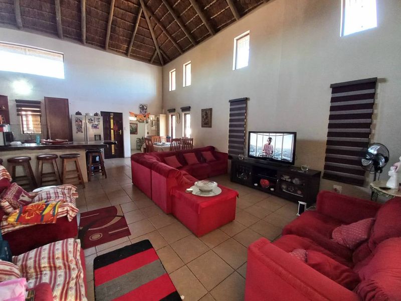 5 bedroom house for sale in Elandsfontein - Photo 5