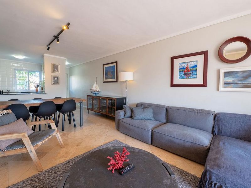 Three bedroom apartment to rent in Knysna Quays - Photo 3