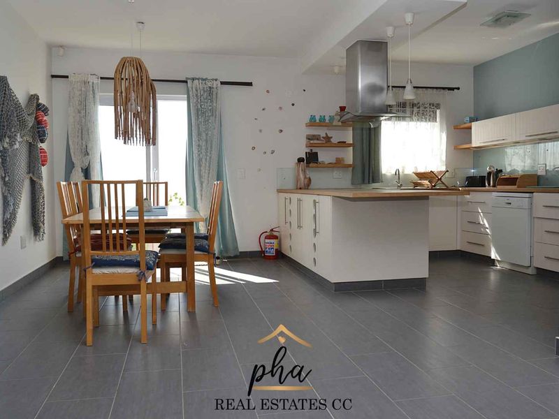 Beautiful double storey townhouse with three bedrooms for sale - Photo 5