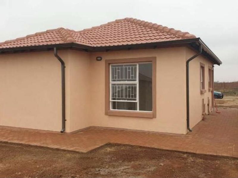 START YOUR HOME OWNERSHIP JOURNEY FROM ONLY R7 500 PER MONTH – WINDMILL PARK, BOKSBURG - Photo 2