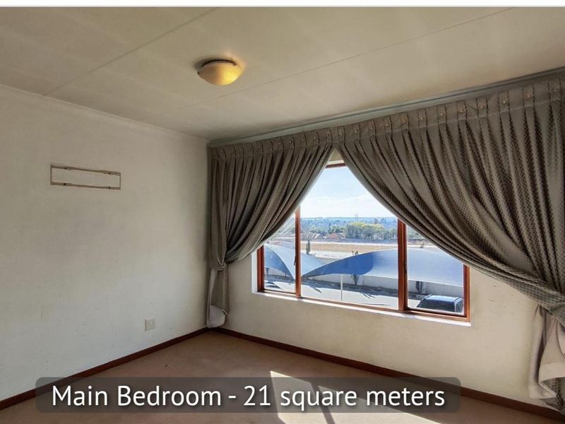 2 Bedroom 2 Bathroom unit in Meyersdal - Photo 5