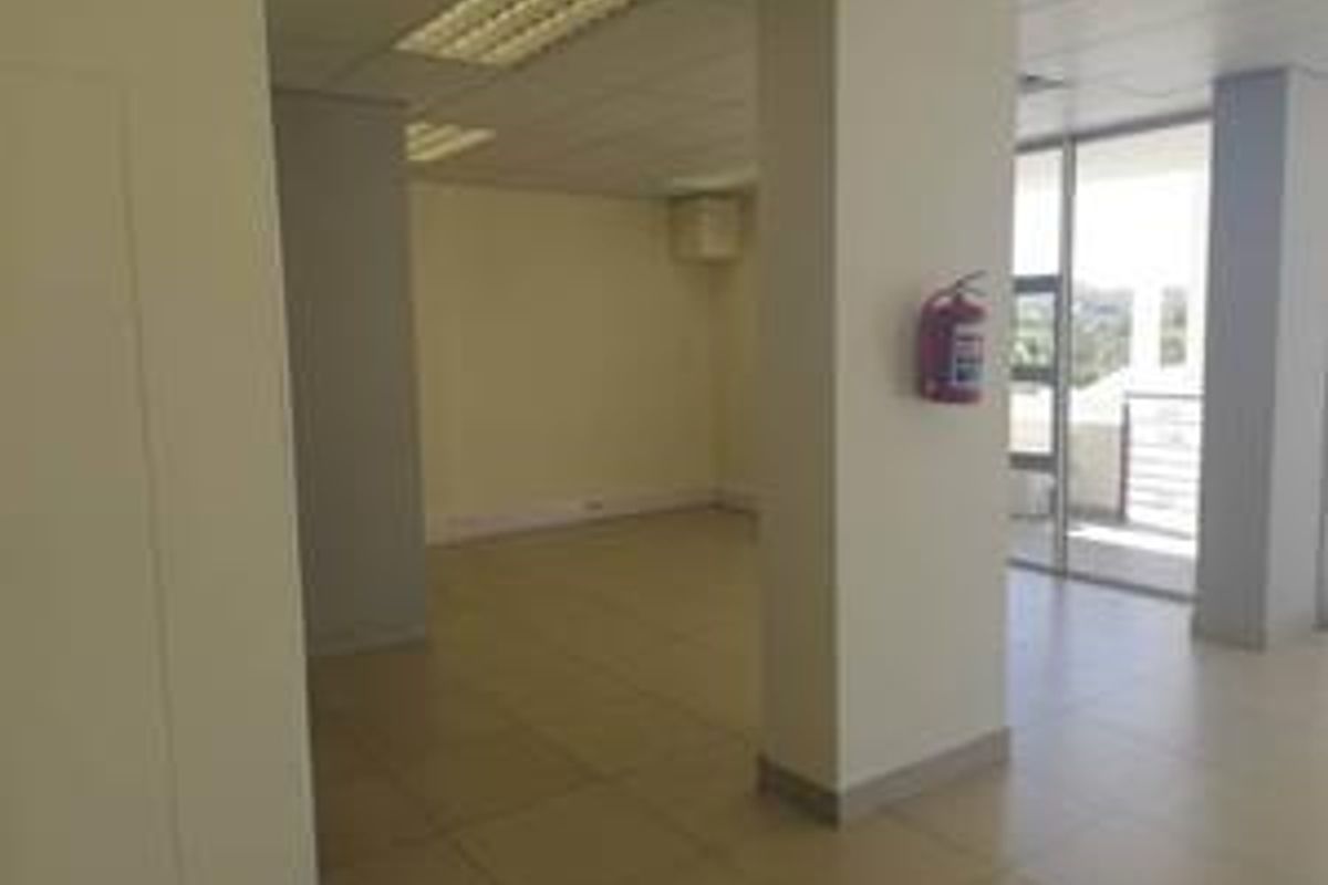 Investment Property - A Grade office unit for sale City Plaza Klein Windhoek - Photo 5