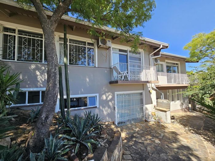 Property #2489299, House Rental Monthly in Luxury Hill