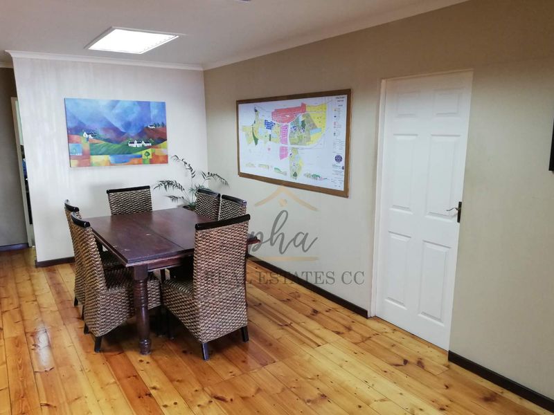 Expansive 9 bedr home with full Lagoon view with Guesthouse potential for sale in Walvis Bay for N$12 550 000.00 - Photo 6