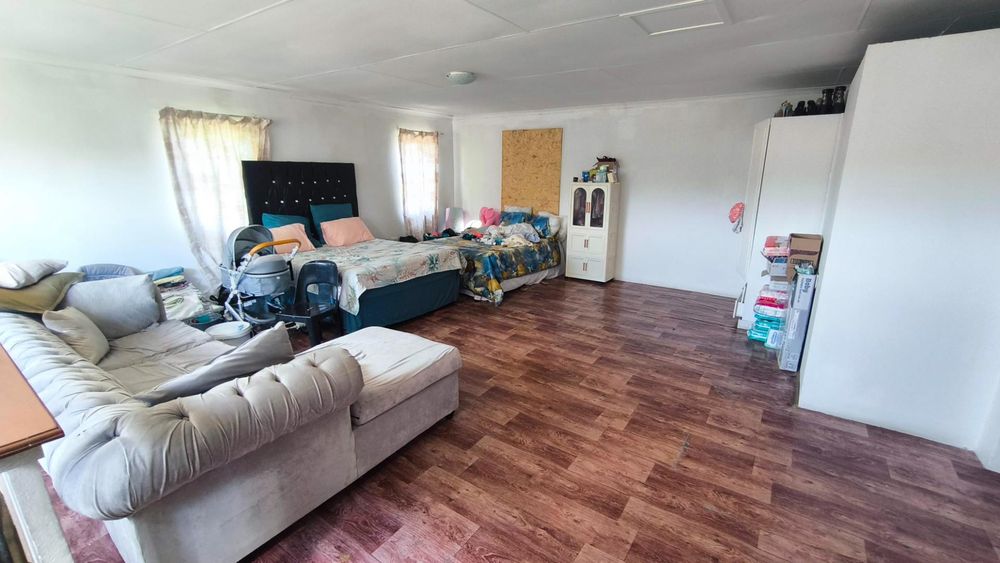 Granny Flat 1