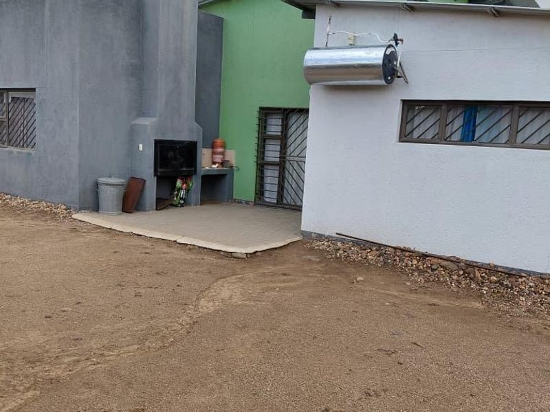 FREESTANDING 3-BEDROOM HOME | TENANT IN PLACE | STRONG VALUE - Photo 6