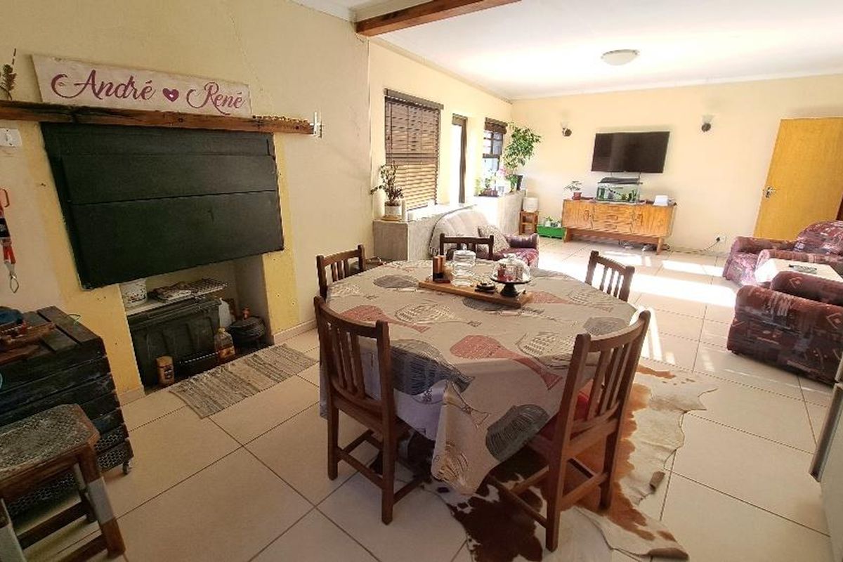 Spacious home on large plot close to Duneside School and Dunes Mall - Photo 5