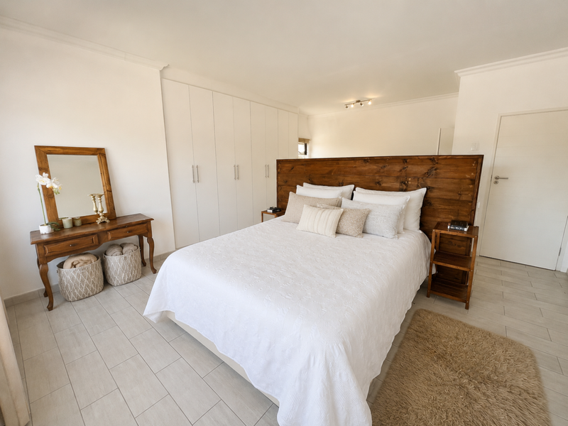 Family home for rent in Anton Lubowski Street - Photo 5