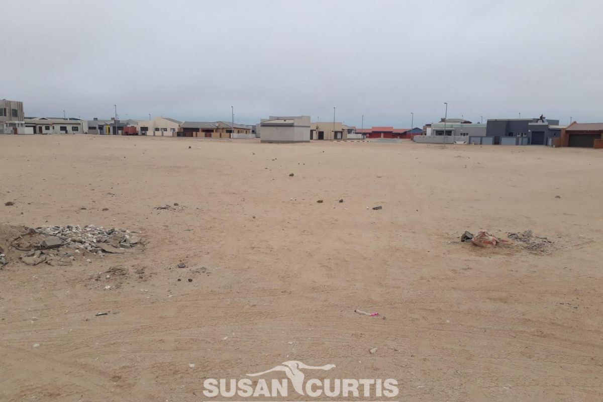 Beautiful vacant land for Block of Flats or Townhouses - Photo 3
