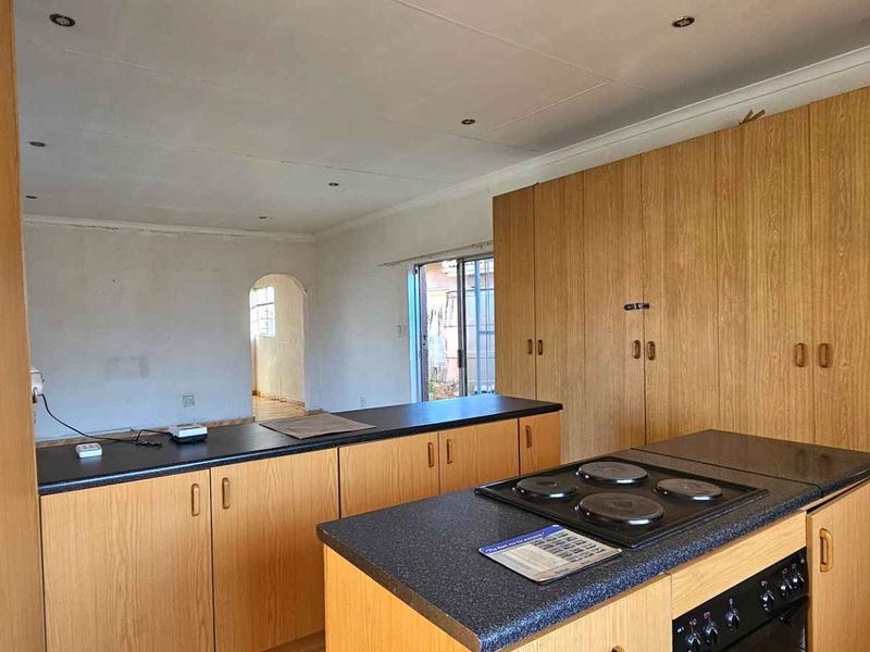 FREE HOUSE included! 1010 sqm grounds ans Massive 100Sqm cottage - Photo 8