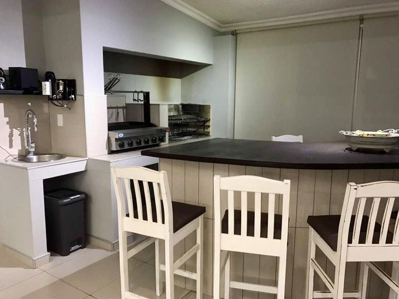 Omeya Golf Estate – Spacious 4-Bedroom Home with Garden & Security - Photo 10