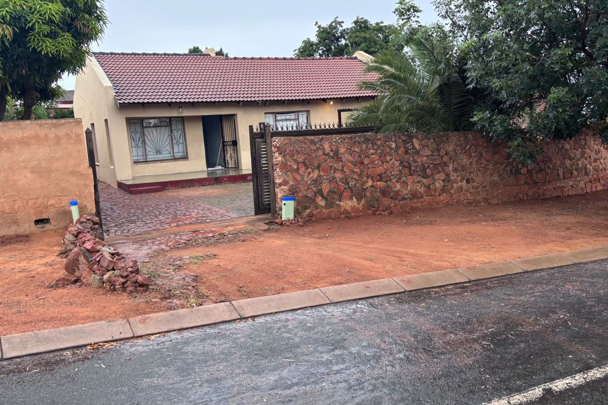 BEAUTIFUL RENTAL HOUSE - Photo 3