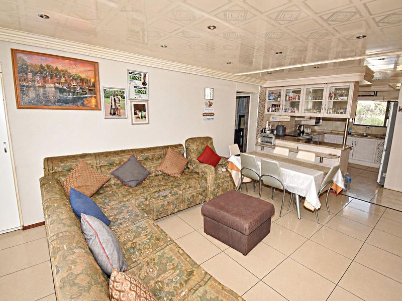 4-Bedroom Home in a Secure Estate - Photo 6