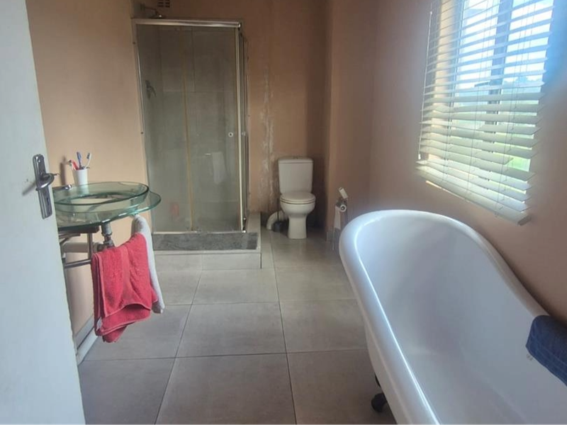 Homeowner and investors dream - Photo 8