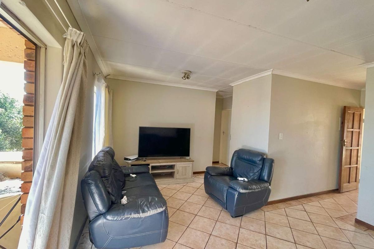 Live with a view! - Photo 4