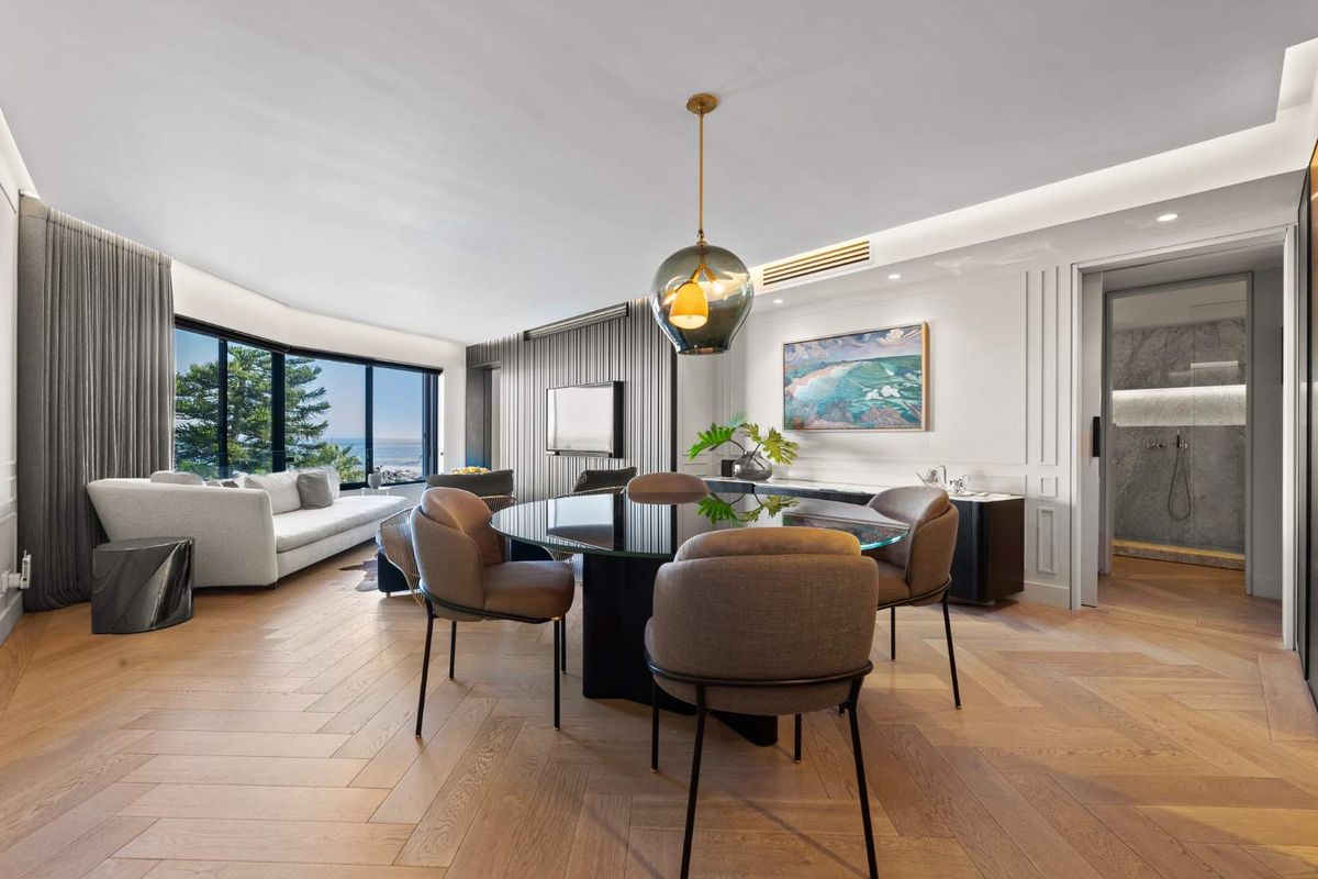 Prime Position with Postcard Perfect Sea and Promenade Views - Photo 3