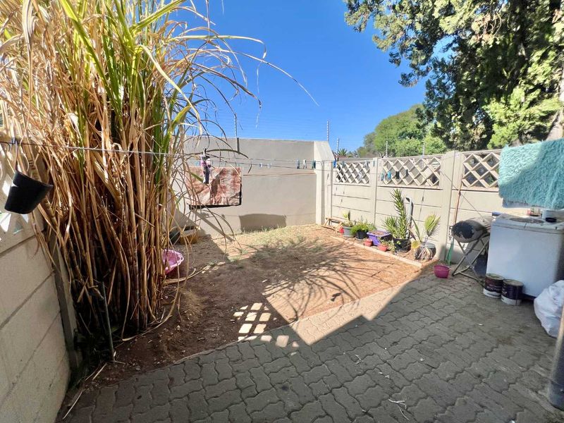 Cozy townhouse for sale - Photo 3