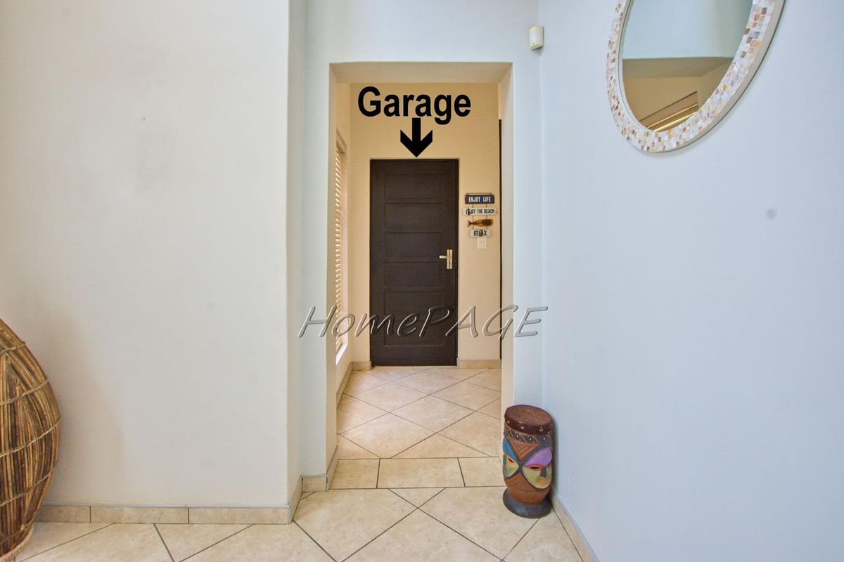 Fairway Estate, Walvis Bay: 4 Bedr double storey home with lots of space for sale - Photo 3