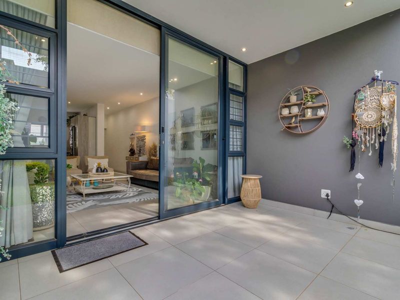 CONTEMPORARY 2 BEDROOM GARDEN APARTMENT FOR RENT IN BROADACRES - Photo 9
