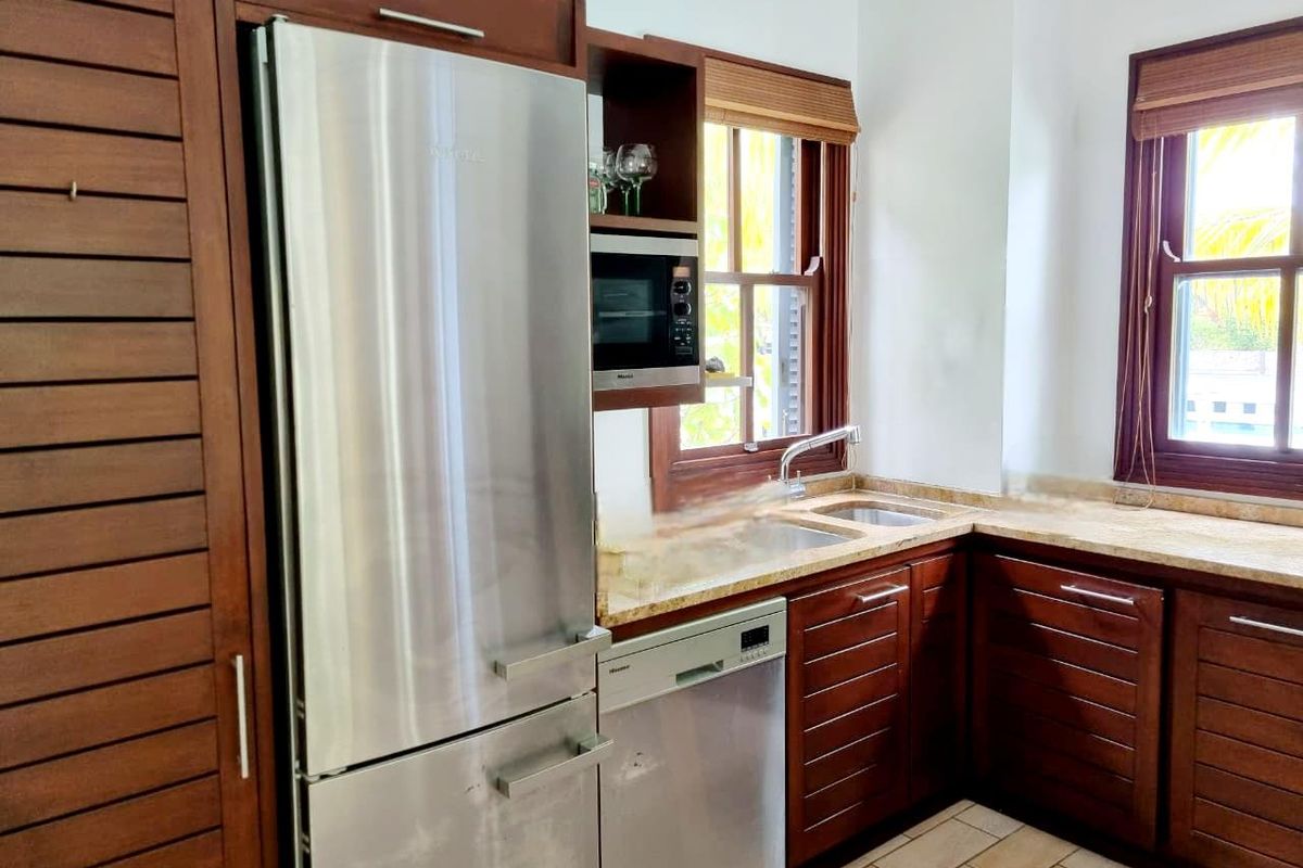 Exceptional ground floor corner unit in unbeatable position - Photo 4