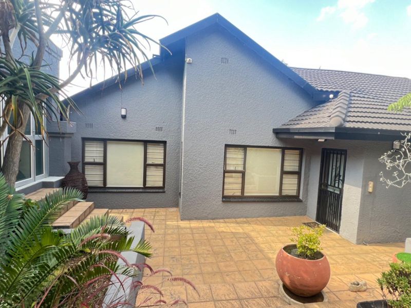 "Modern Comforts Meet Investment Opportunity! - Photo 4