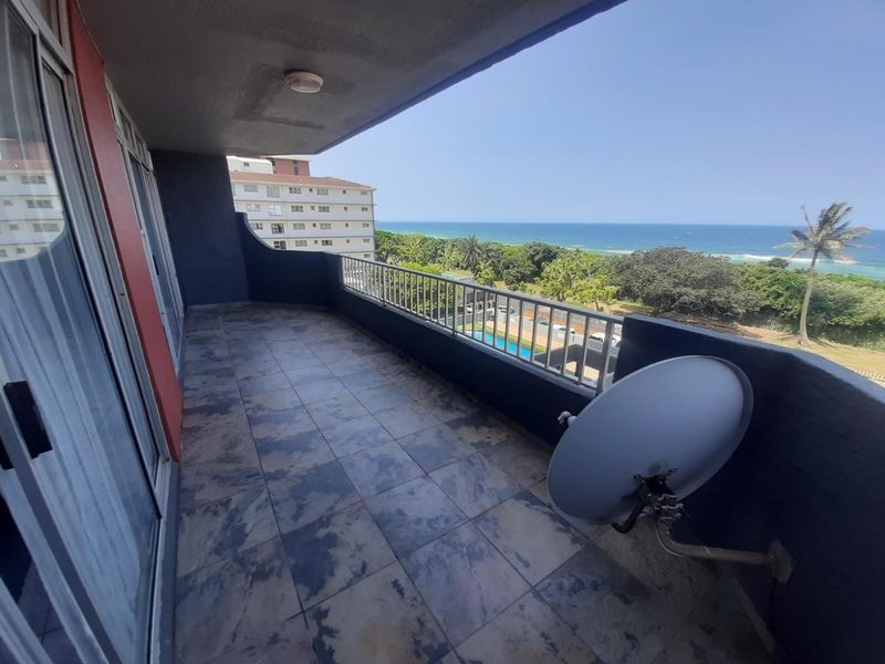 3bedroom Apartment 180 degree seaview - Photo 3