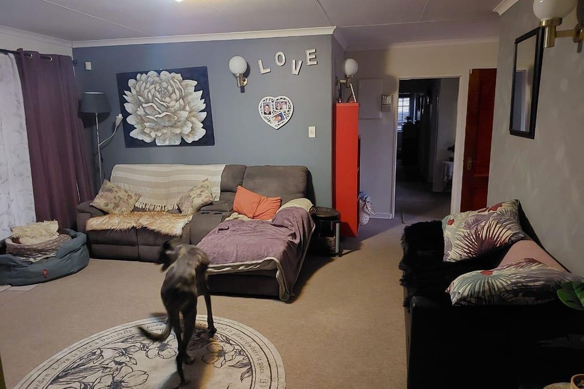 3 Bedroom Home for Sale in Secure Complex. - Photo 4