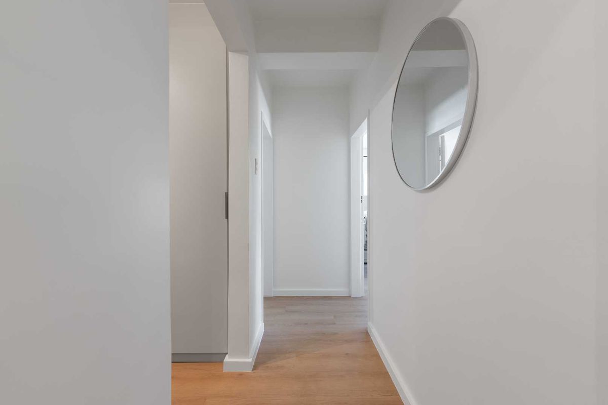 SIX MONTHS OF BLISS IN SEA POINT! - Photo 2