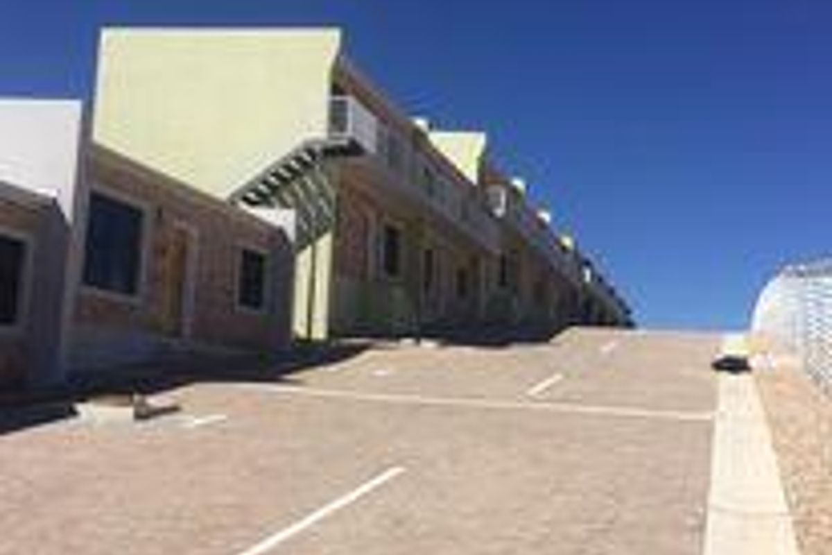 OCLE 1ST FLOOR 2 BEDROOM APARTMENT FOR SALE IN OTJOMUISE EXT. 3 - Photo 5