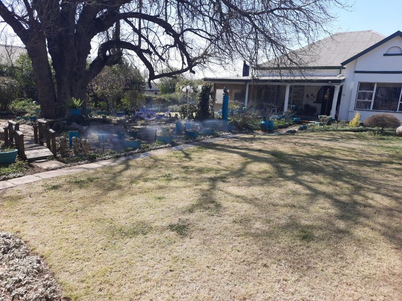 Charming 3 Bedroom House in Aliwal North - Photo 2