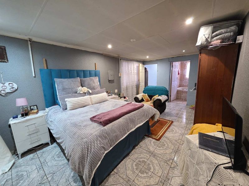 3 Bedroom House For Sale in Tsakane - Photo 8