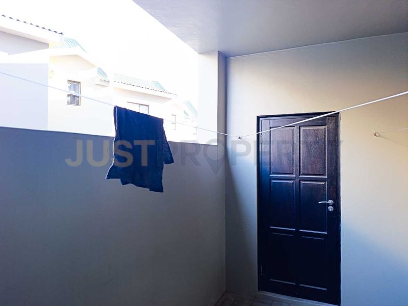 Ground Floor Townhouse for Sale – Mile 4, Swakopmund - Photo 8