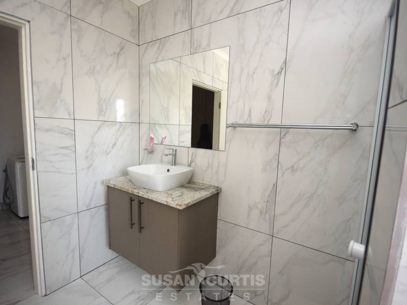 Beautiful Gem - Photo 4