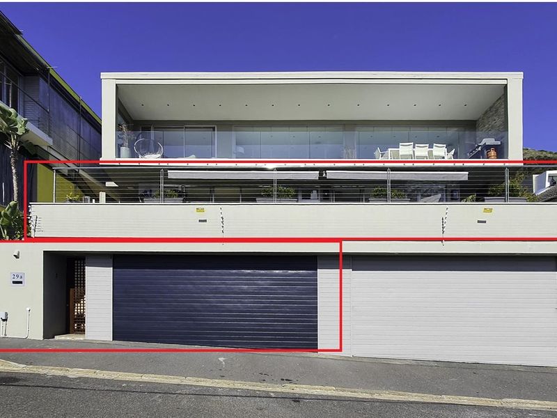 A Coastal Retreat on Iconic Joubert Road | Green Point, Cape Town - Photo 3