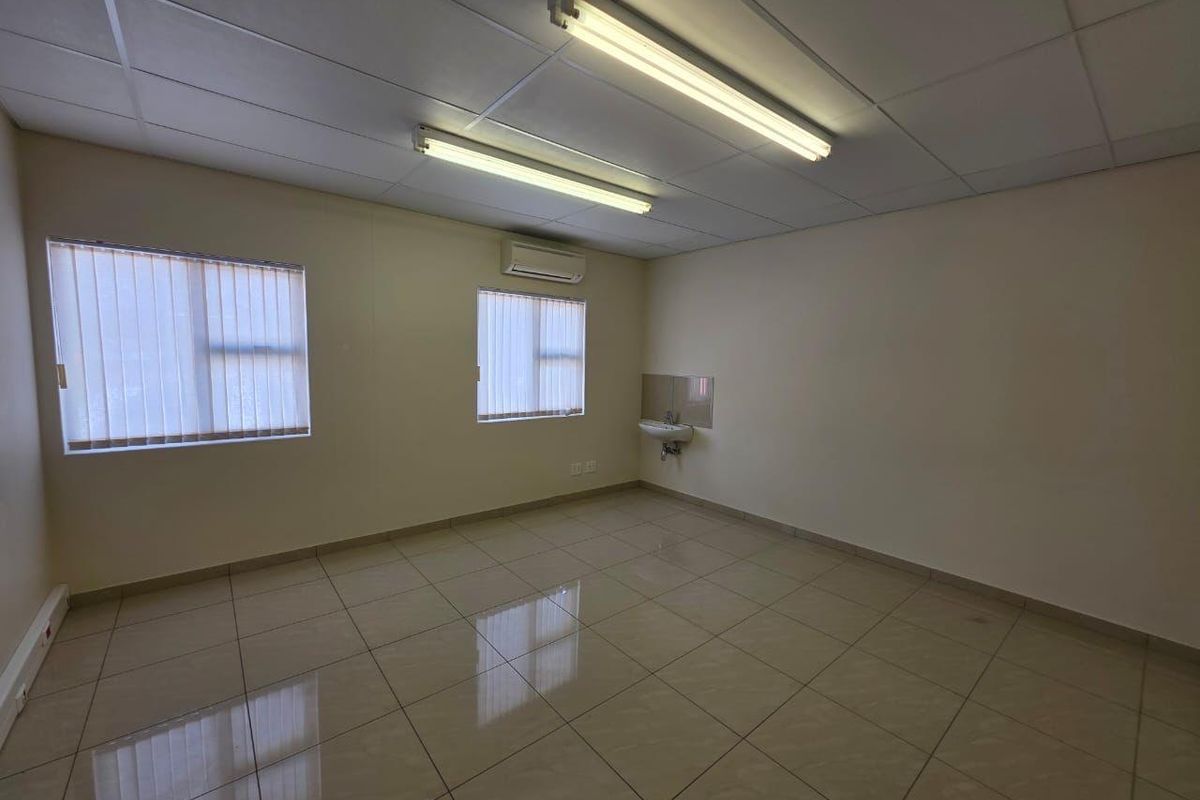 Medical Unit To Let Omuramba - Photo 3