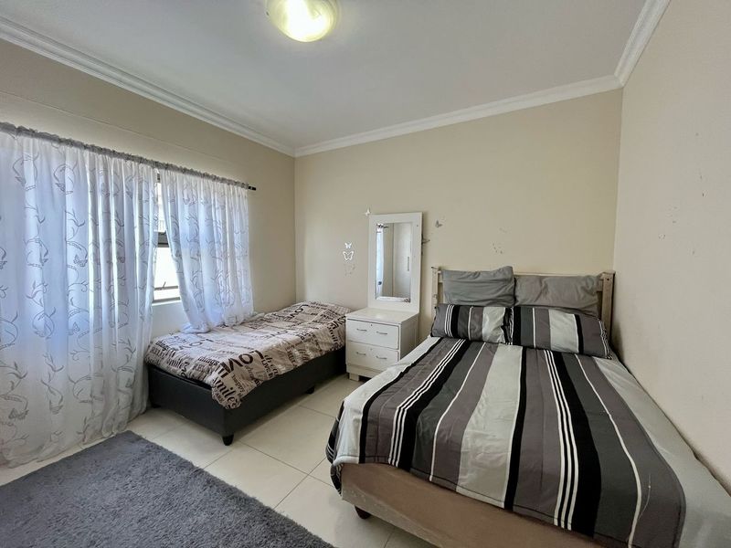 Modern Freestanding Family Home - Photo 9