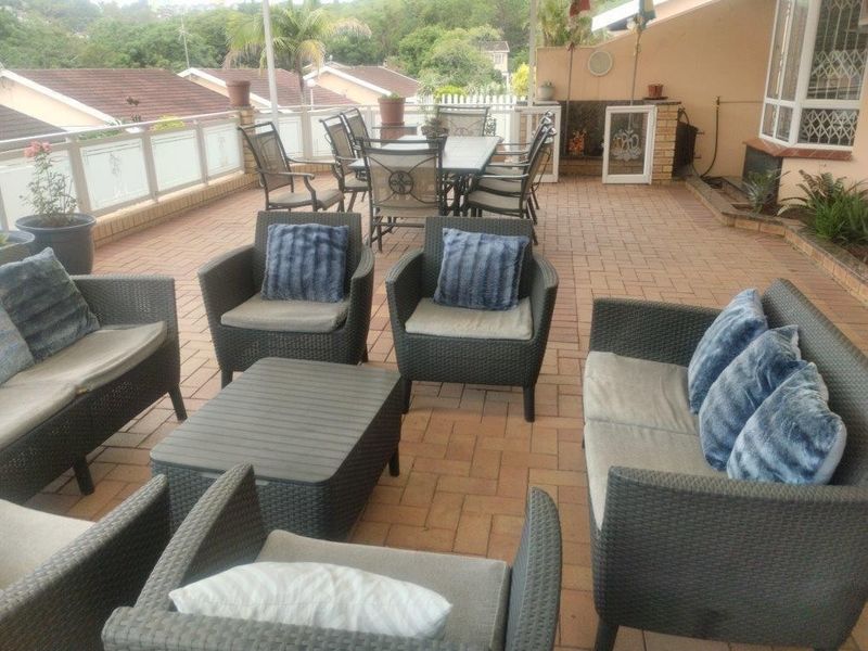Stunning 3 bed Simplex for sale - Photo 2