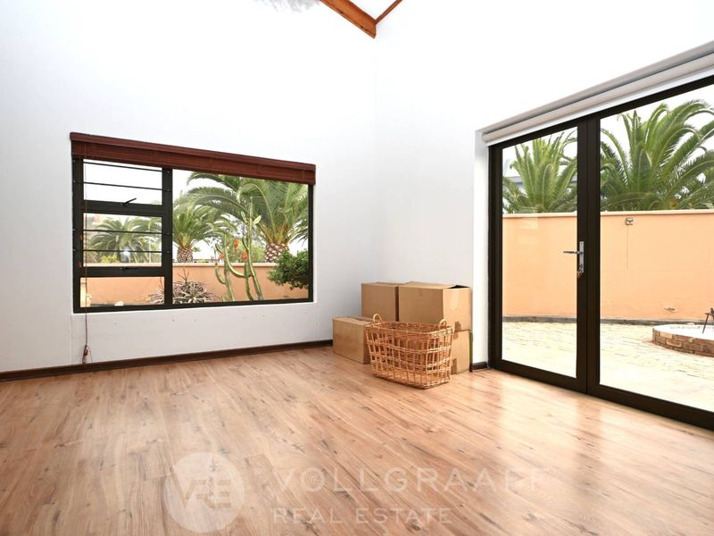 Spacious Family Home To Rent - 1 June 2026 - Photo 10