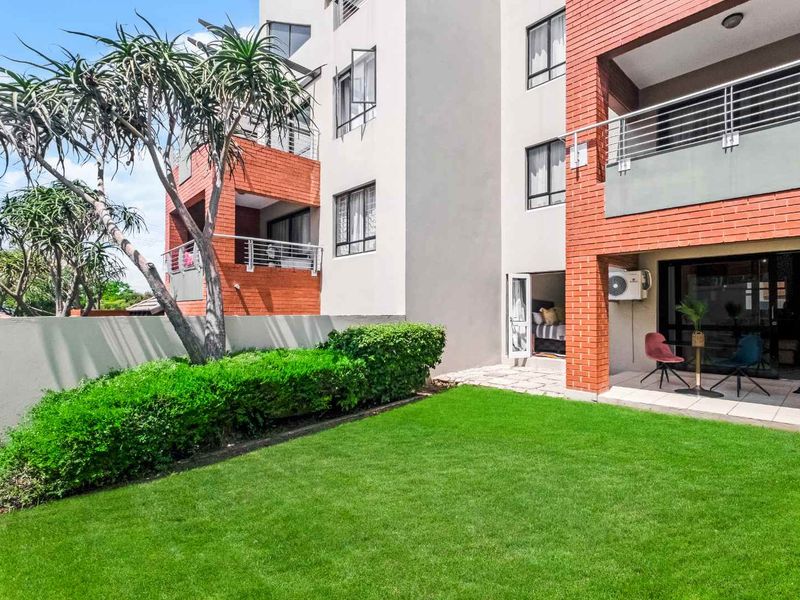 IDEAL LOCK-UP AND GO GROUND FLOOR UNIT IN SOUGHT AFTER TINZA LIFESTYLE ESTATE - Photo 8