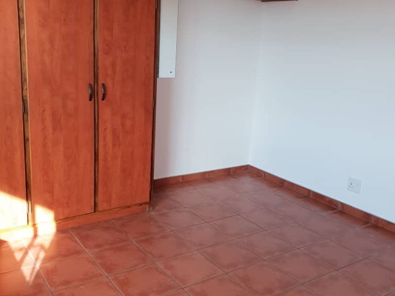 2 beds flat for sal - Photo 4