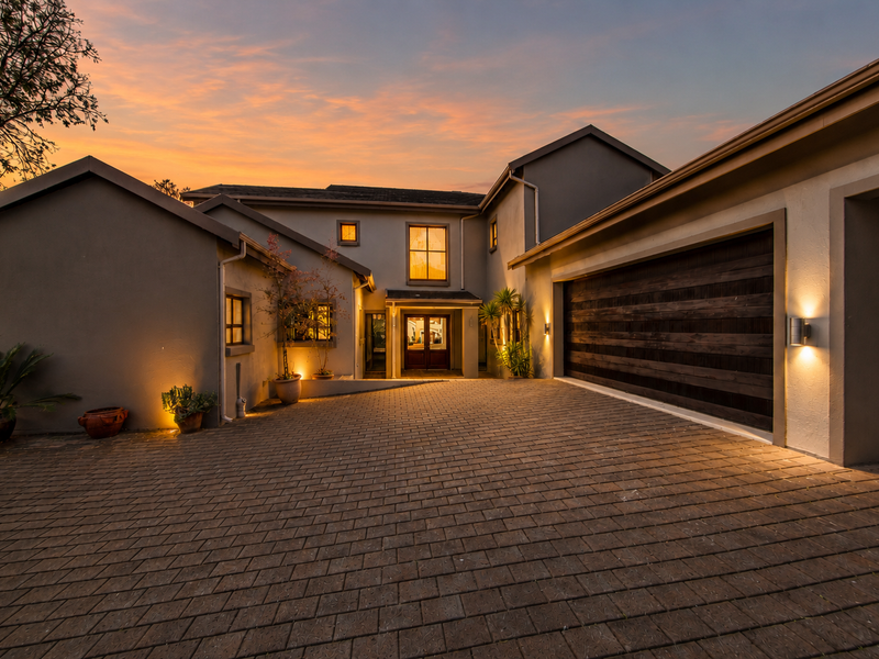 Refined Family Living in the Heart of Midlands Estate - Photo 2
