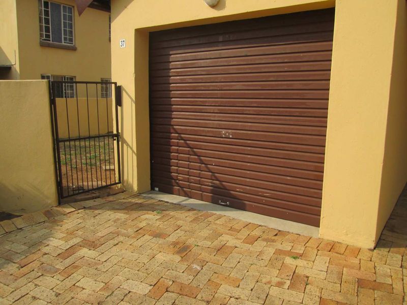 2 Bedroom Townhouse for Sale - Photo 7