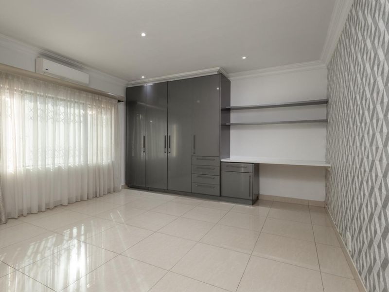 Live the Lifestyle you Deserve - Photo 10