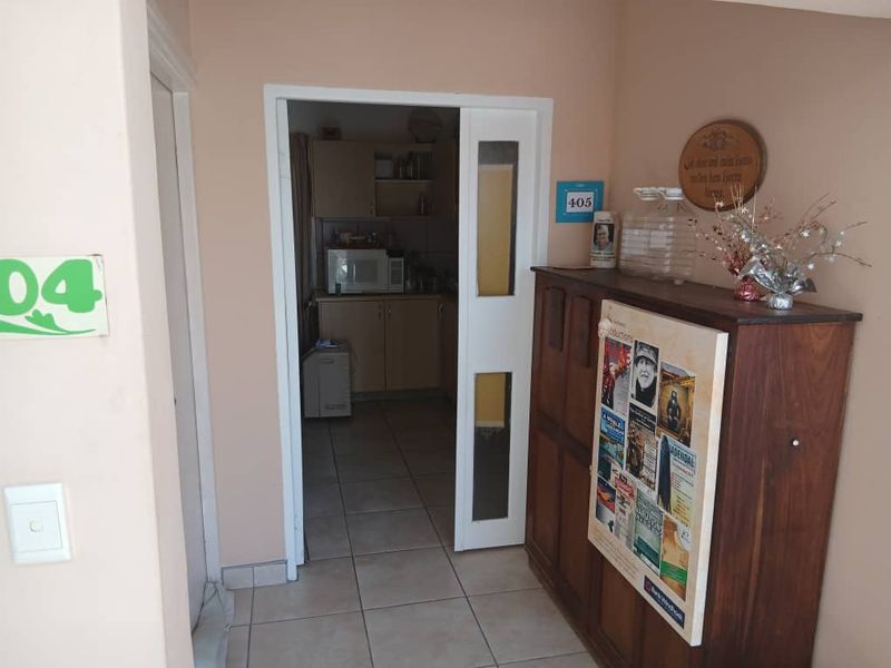 Retirement Village Living - Photo 2