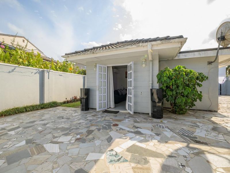 Hendra - Exceptional Family Residence with Panoramic Sea Views in Prime Upper La Lucia - Photo 7