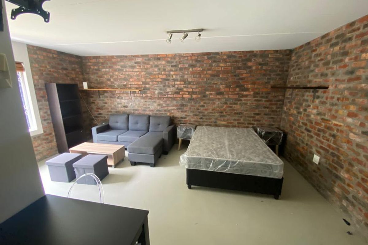 Modern studio apartment with secure parking - Photo 5